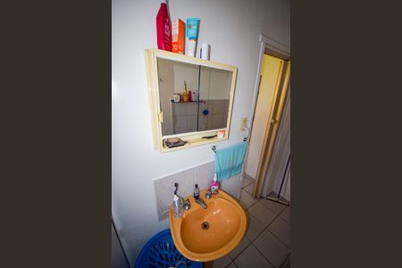 Casa à venda com 208m², 1 quarto e sem vagaBanheiro de Serviço