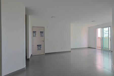Apartamento à venda com 102m², 3 quartos e 2 vagas Apartamento à venda com 102m², 3 quartos e 2 vagasSala