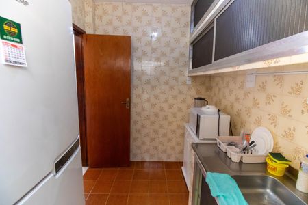 Apartamento à venda com 52m², 2 quartos e sem vaga Apartamento à venda com 52m², 2 quartos e sem vagaCozinha e Área de Serviço