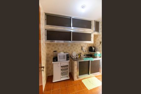 Apartamento à venda com 52m², 2 quartos e sem vaga Apartamento à venda com 52m², 2 quartos e sem vagaCozinha e Área de Serviço