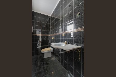 Casa à venda com 313m², 4 quartos e 3 vagas Casa à venda com 313m², 4 quartos e 3 vagasLavabo