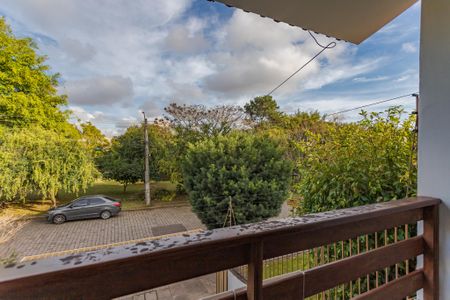 Casa à venda com 313m², 4 quartos e 3 vagas Casa à venda com 313m², 4 quartos e 3 vagasSuíte