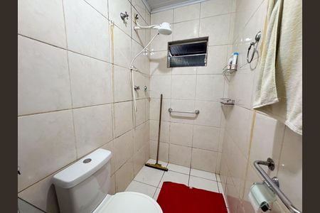 Casa à venda com 140m², 4 quartos e 4 vagas Casa à venda com 140m², 4 quartos e 4 vagasBanheiro do Quarto 3