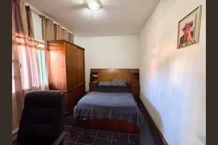 Casa à venda com 140m², 4 quartos e 4 vagas Casa à venda com 140m², 4 quartos e 4 vagasQuarto 1