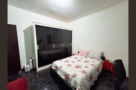 Casa à venda com 140m², 4 quartos e 4 vagas Casa à venda com 140m², 4 quartos e 4 vagasQuarto 3