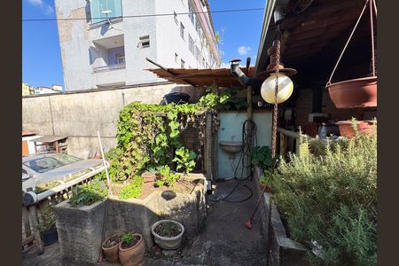 Casa à venda com 140m², 4 quartos e 4 vagas Casa à venda com 140m², 4 quartos e 4 vagasÁrea comum
