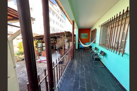 Casa à venda com 140m², 4 quartos e 4 vagas Casa à venda com 140m², 4 quartos e 4 vagasÁrea comum