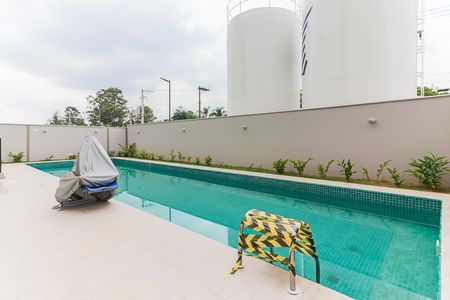 Apartamento para alugar com 35m², 2 quartos e sem vaga Apartamento para alugar com 35m², 2 quartos e sem vagaÁrea comum - Piscina