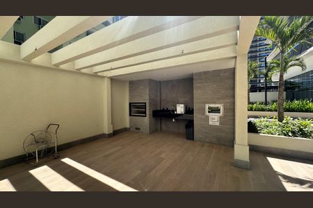 Apartamento à venda com 81m², 2 quartos e 1 vaga Apartamento à venda com 81m², 2 quartos e 1 vagaÁrea Comum - Churrasqueira