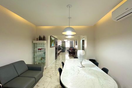 Apartamento à venda com 180m², 3 quartos e sem vaga Apartamento à venda com 180m², 3 quartos e sem vagaSala de Jantar