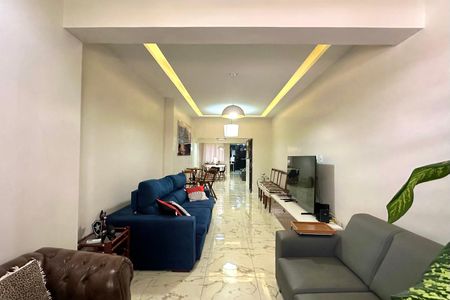 Apartamento à venda com 180m², 3 quartos e sem vaga Apartamento à venda com 180m², 3 quartos e sem vagaSala