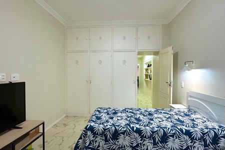 Apartamento à venda com 180m², 3 quartos e sem vaga Apartamento à venda com 180m², 3 quartos e sem vagaQuarto