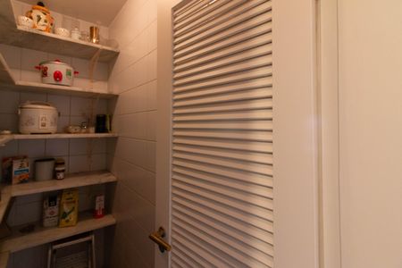 Apartamento à venda com 220m², 5 quartos e 3 vagasDespensa