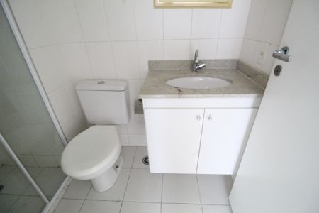 Apartamento para alugar com 60m², 2 quartos e 1 vagaBanheiro da suíte