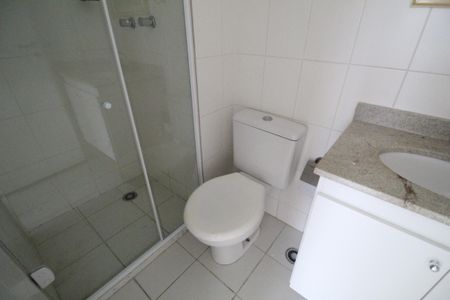 Apartamento para alugar com 60m², 2 quartos e 1 vagaBanheiro da suíte
