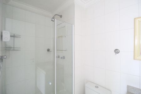 Apartamento para alugar com 60m², 2 quartos e 1 vagaBanheiro da suíte