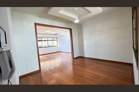 Apartamento à venda com 179m², 4 quartos e 4 vagasSala de Jantar