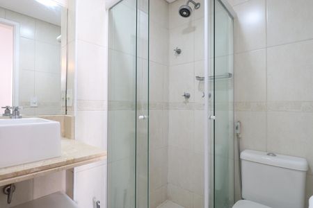 Apartamento à venda com 62m², 2 quartos e 1 vagaBanheiro Social