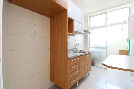 Apartamento à venda com 62m², 2 quartos e 1 vagaCozinha e Área de Serviço