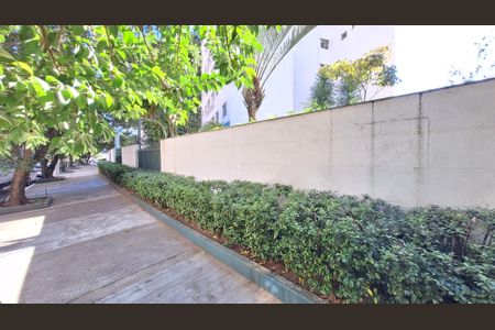 Apartamento à venda com 62m², 2 quartos e 1 vaga Apartamento à venda com 62m², 2 quartos e 1 vagaFachada