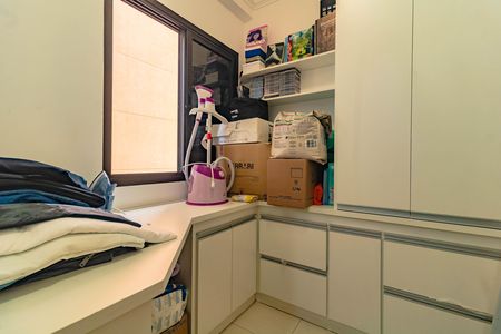 Apartamento à venda com 141m², 3 quartos e 3 vagasQuarto de Serviço