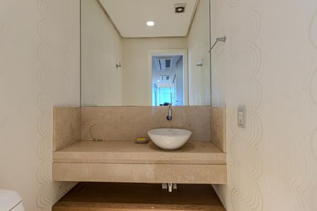 Apartamento para alugar com 220m², 2 quartos e 3 vagasLavabo