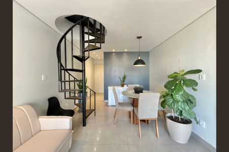 Apartamento à venda com 106m², 2 quartos e 1 vagaSala