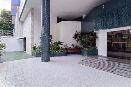 Apartamento à venda com 100m², 2 quartos e 2 vagasHall de entrada