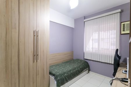 Apartamento à venda com 100m², 2 quartos e 2 vagasQuarto 