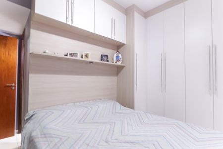 Apartamento à venda com 100m², 2 quartos e 2 vagasQuarto - Suíte