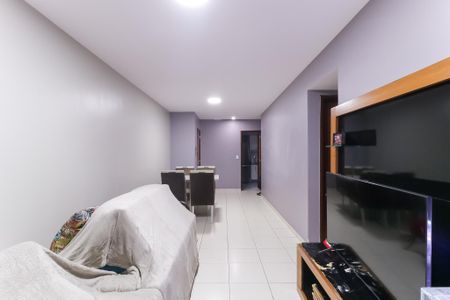 Apartamento à venda com 100m², 2 quartos e 2 vagasSala