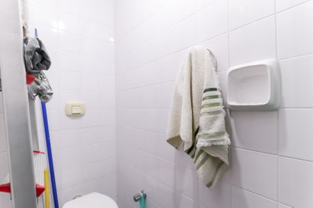 Apartamento à venda com 100m², 2 quartos e 2 vagasBanheiro de serviço