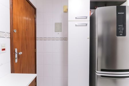 Apartamento à venda com 100m², 2 quartos e 2 vagasCozinha