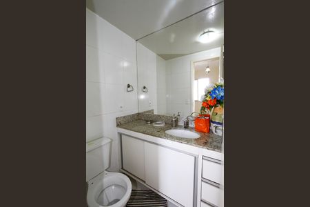 Apartamento à venda com 70m², 3 quartos e 1 vagaBanheiro da Suíte 2