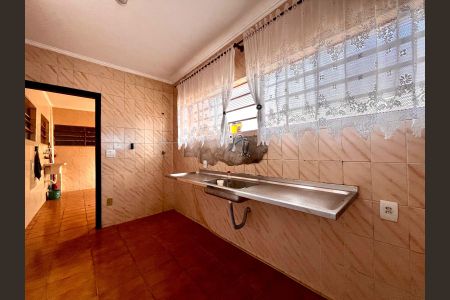 Casa à venda com 234m², 3 quartos e 4 vagasCozinha