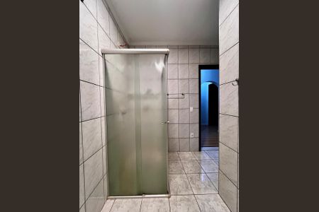Casa à venda com 234m², 3 quartos e 4 vagasBanheiro Social