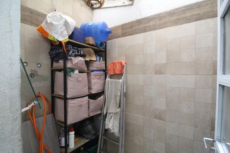 Casa de condomínio à venda com 94m², 3 quartos e 1 vagaÁrea de serviço