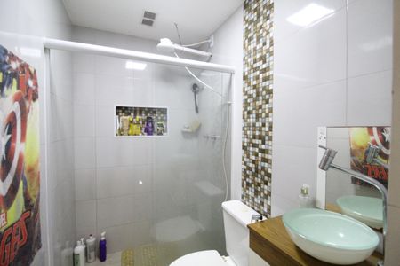 Casa de condomínio à venda com 94m², 3 quartos e 1 vagaBanheiro social