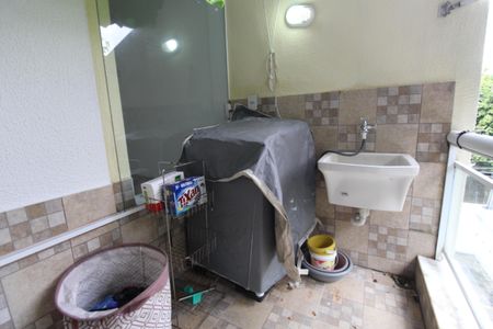 Casa de condomínio à venda com 94m², 3 quartos e 1 vagaVista Varanda da Suíte