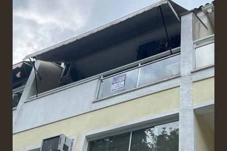 Casa de condomínio à venda com 94m², 3 quartos e 1 vagaPlaca