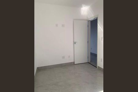 Apartamento para alugar com 82m², 3 quartos e 2 vagasQuarto 2