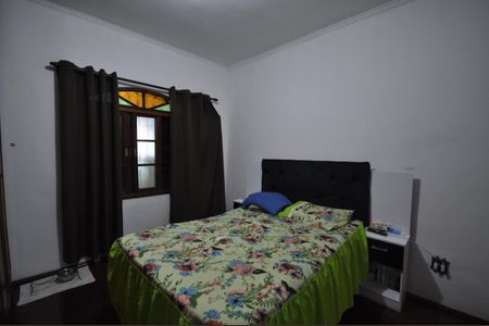 Casa à venda com 148m², 2 quartos e 2 vagasSuíte