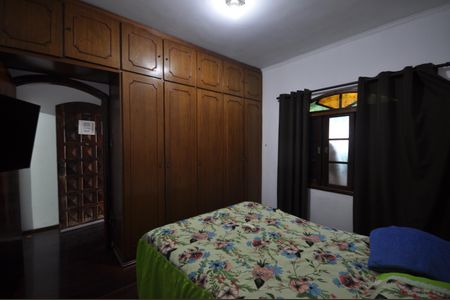 Casa à venda com 148m², 2 quartos e 2 vagasSuíte