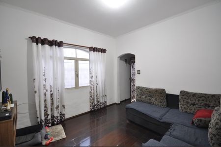 Casa à venda com 148m², 2 quartos e 2 vagasSala