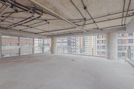 Apartamento à venda com 314m², 4 quartos e 4 vagasSala