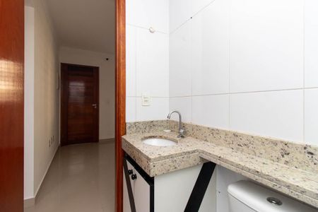 Apartamento para alugar com 44m², 2 quartos e 1 vaga Apartamento para alugar com 44m², 2 quartos e 1 vagaBanheiro Social