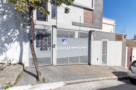 Apartamento para alugar com 44m², 2 quartos e 1 vaga Apartamento para alugar com 44m², 2 quartos e 1 vagaFachada