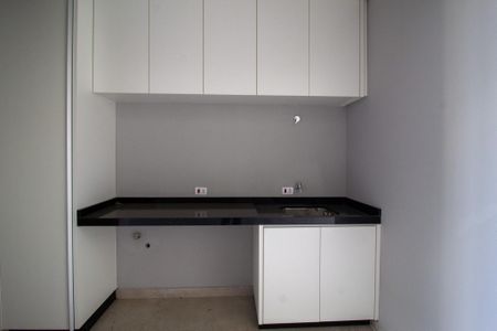 Casa de condomínio para alugar com 210m², 3 quartos e 2 vagasÁrea de Serviço