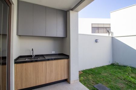 Casa de condomínio para alugar com 210m², 3 quartos e 2 vagasArea Externa