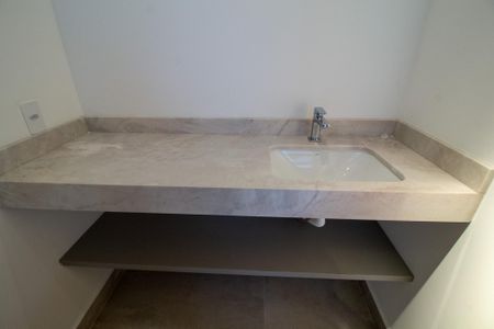 Casa de condomínio para alugar com 210m², 3 quartos e 2 vagasLavabo